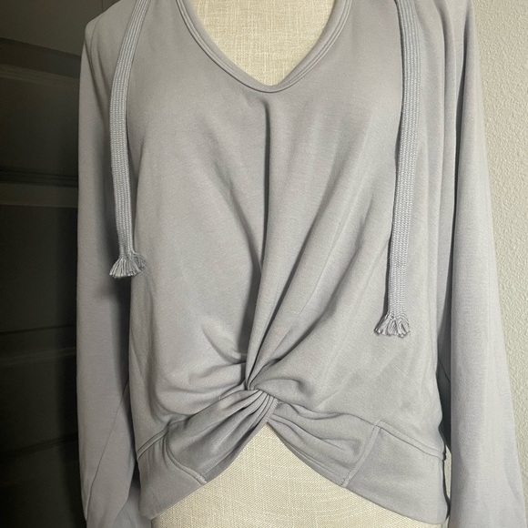 Fabletics Sydney Twist Front Hoodie - Picture 3 of 11